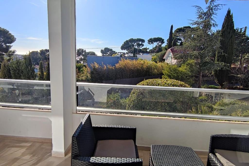 Sanary - T2Bis Sur Terrasse Apartment Luaran gambar